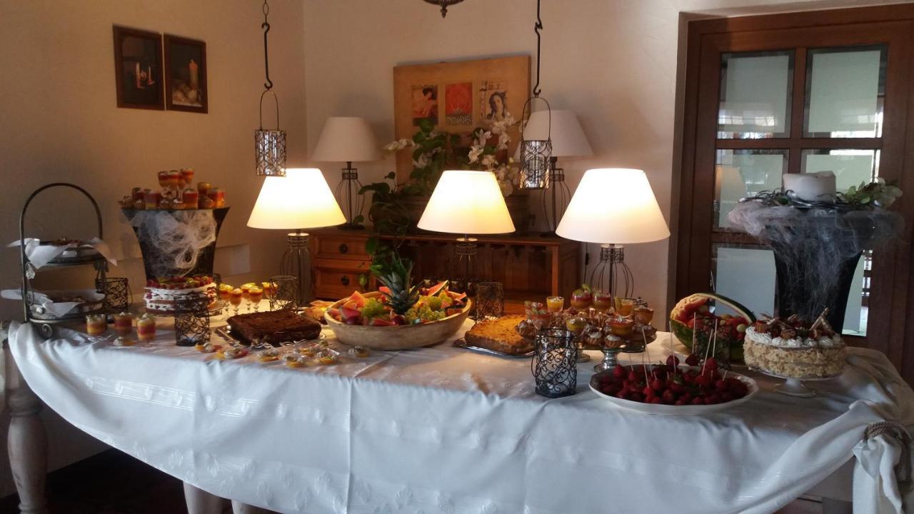 Hotel Porto-Fino Lucmierz 외부 사진